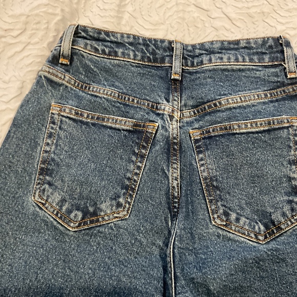 H&M Mom Jeans - Picture 4 of 5